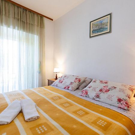 Apartments By The Sea Cove Zarace - Gdinj, Hvar - 2047 외부 사진